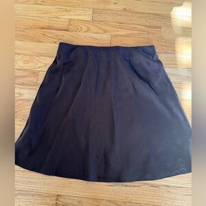 Quince 100% Silk Pull On mini skirt
